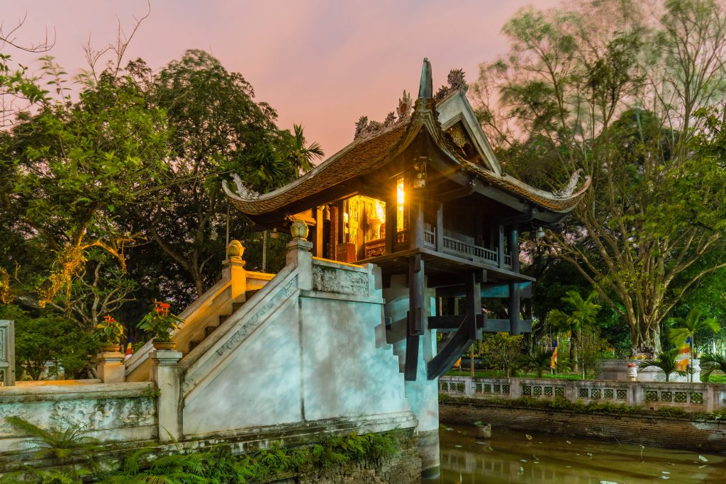 Chùa Một Cột nhìn từ trên cao