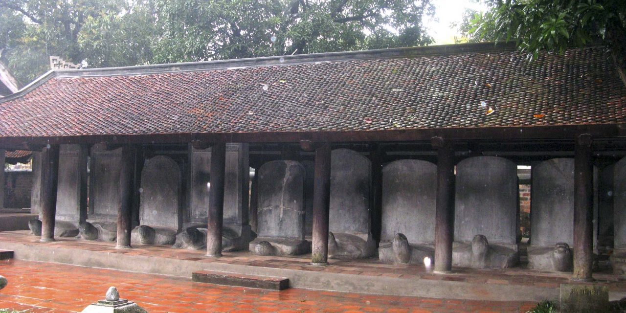 Khu bia tiến sĩ Văn Miếu Quốc Tử Giám